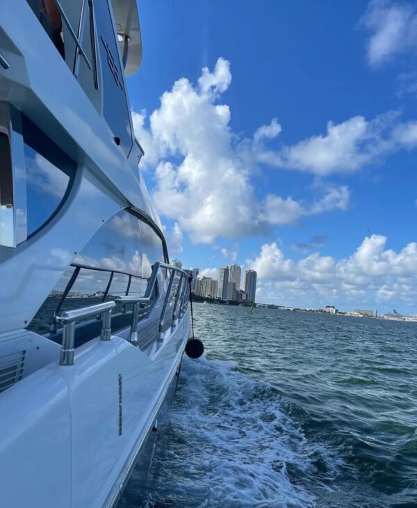 Yacht – 66 Foot - Image 2