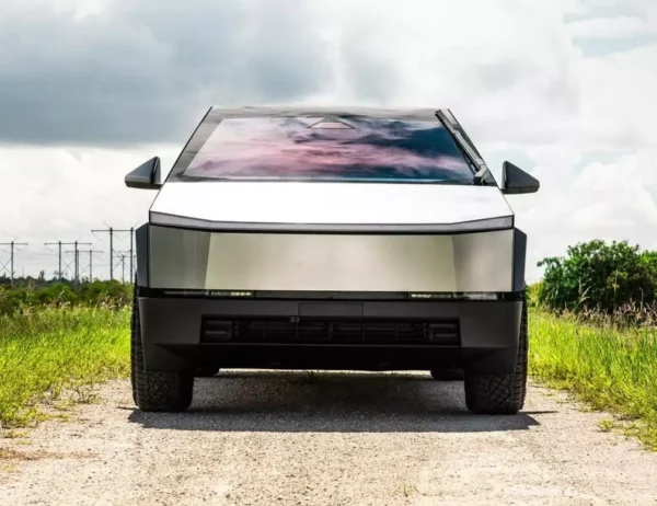 Tesla Cyber Truck - Image 3
